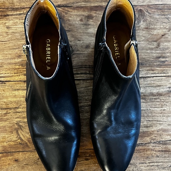 Gabriela Leather Booties - Picture 4 of 5